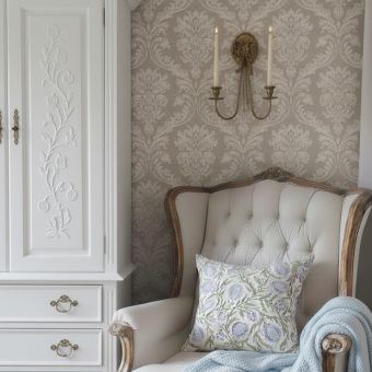 Gold Bow Wall Sconce