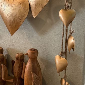 Hanging Strand Hearts of Gold