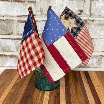 Primitive Americana Flag On Stick Set of 3