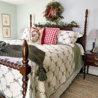 Rolling Pin Turned Post Bed Frame