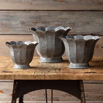 Rustic Metal Scalloped Vases Set of 3