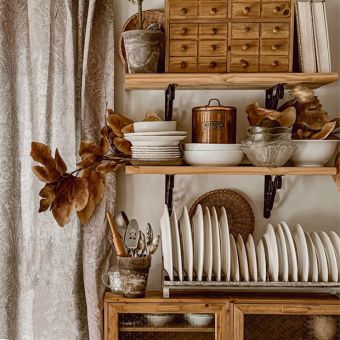 The Farmers Plate Rack
