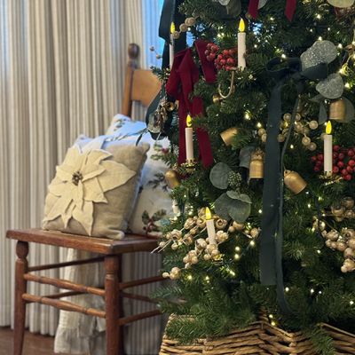 10 Piece 4 Inch Lighted Clip On Candles with Remote Set