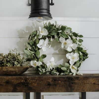 20 Inch Magnolia Flower Wreath