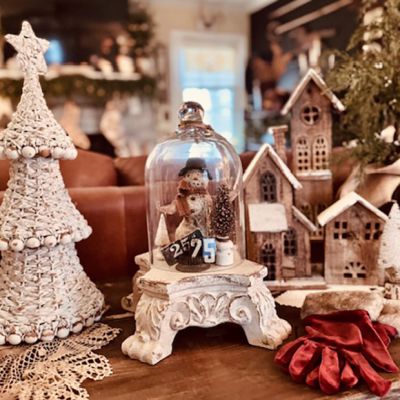 Ornate Pedestal Lamp Riser