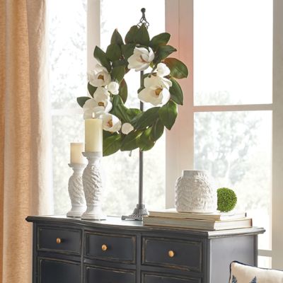 Adjustable Wreath Display Stand