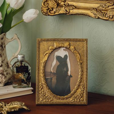 Beaded Edge Gold Photo Frame