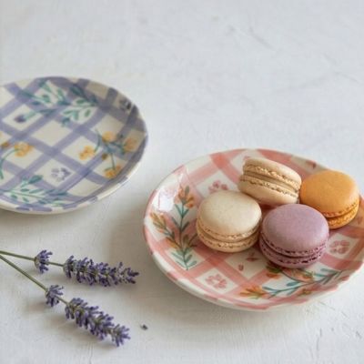 Botanical Grid Pattern Painted Stoneware Plate Set