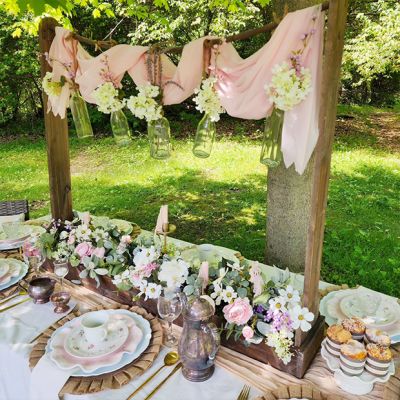 Bottle Garland Vase On Wooden Centerpiece