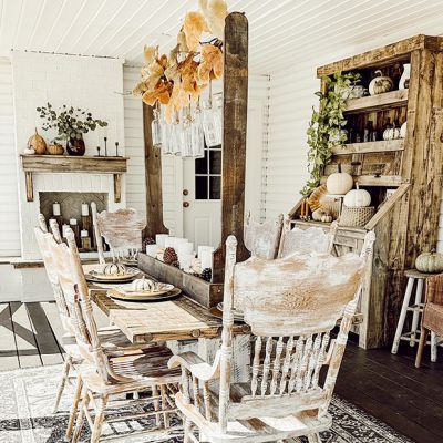Bottle Garland Vase On Wooden Centerpiece