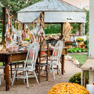 Bottle Garland Vase On Wooden Centerpiece