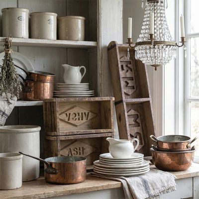 Branded Vintage Brick Mold