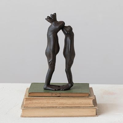 Cast Iron Kissing Frogs Figurine