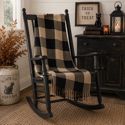 classic-black-checker-pattern-throw-blanket