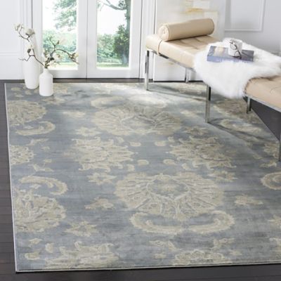 Classic Floral Motif Rug