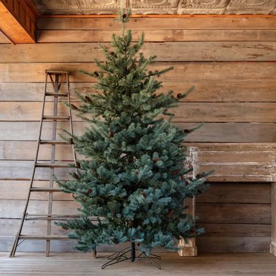 Classic Lighted Spruce Christmas Tree