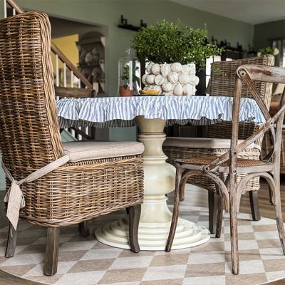 Classic Round Dining Table