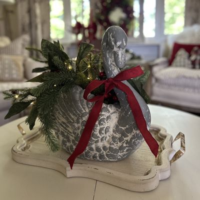Classic Swan Planter