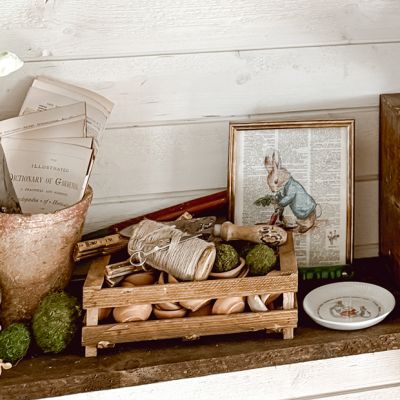 Clay Seedling Pots With Crate