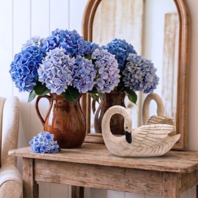Cottage Garden Bent Neck Swan