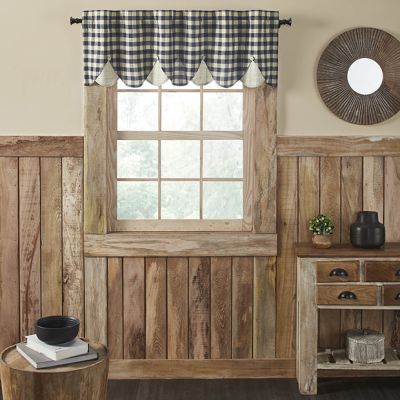 Country Cottage Check Scalloped Valance