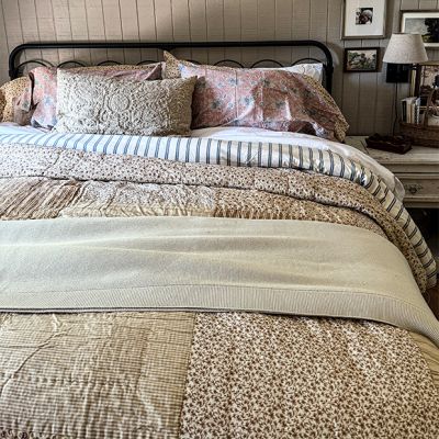 Country Floral Patchwork Quilt