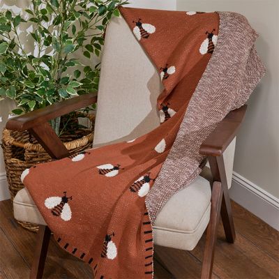 Cozy Cotton Bee Pattern Throw Blanket