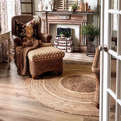Creamy Cottage Round Jute Area Rug with Pad