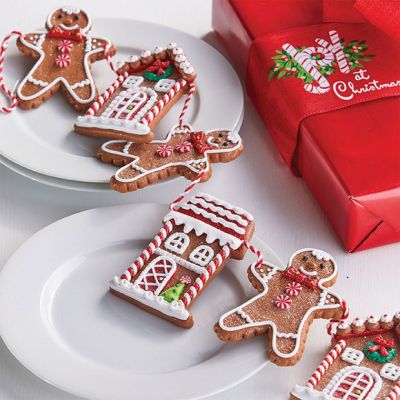 Decorative Gingerbread Garland
