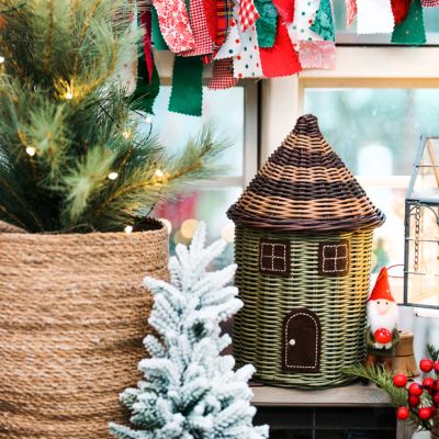 Decorative Rattan Basket House With Lid