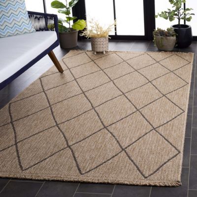 Diamond Retreat Natural/Black Area Rug