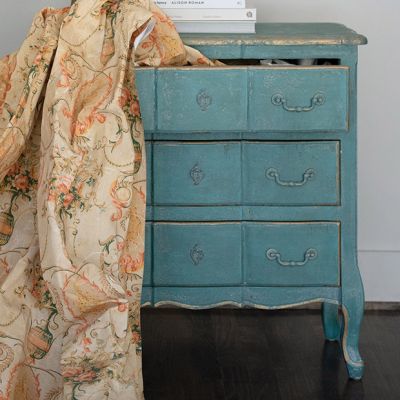 Distressed 3 Drawer Storage Chest