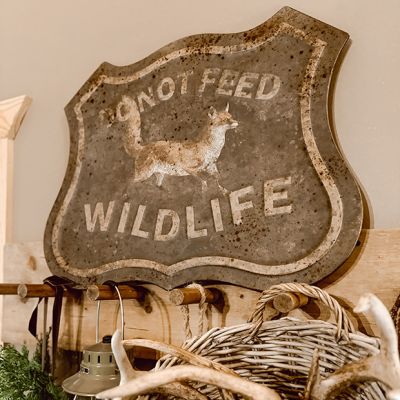 Do Not Feed Wildlife Metal Plaque Sign