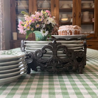 Elegant Acanthus Plate Holder