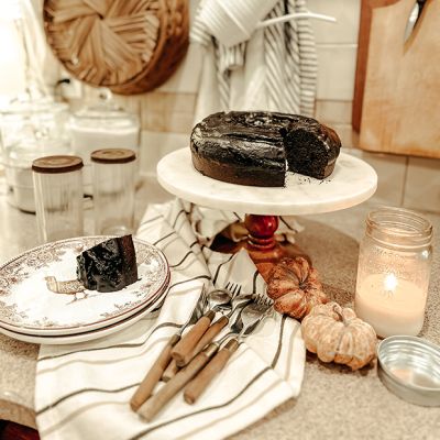 Elegant Marble Cake Stand