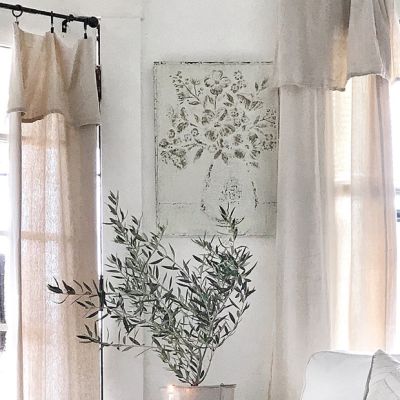 Embossed Bouquet Wall Decor