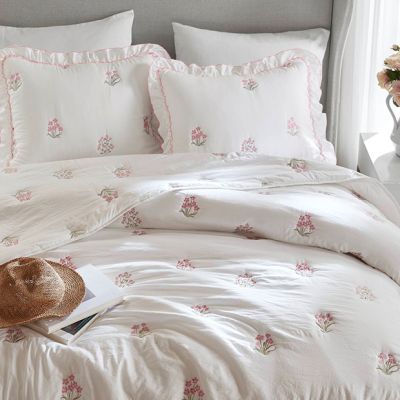 Embroidered Blossoms Quilt and Shams Set