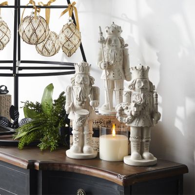 Distressed Whitewashed Nutcracker Set of 3