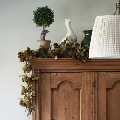 Fall Leaves and Green Hops Decorative Garland