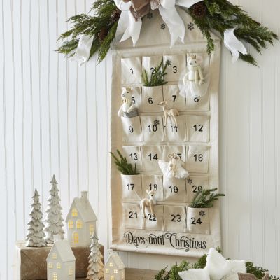 Falling Snowflakes Hanging Advent Calendar
