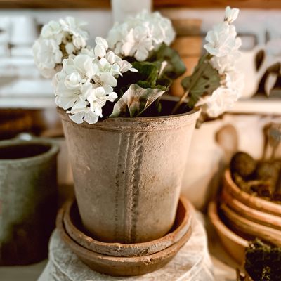 Faux White Geranium Spray