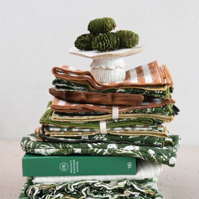 Festive Farmhouse Slub Napkins Set of 4