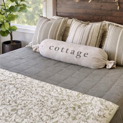 Green Floral Quilted Throw Blanket