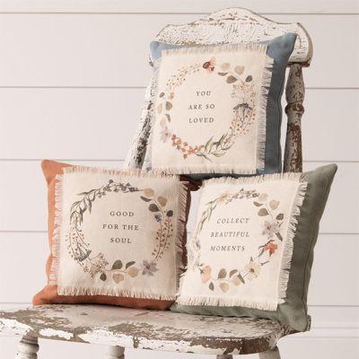 Floral Wreath Applique Mini Pillow Set of 3