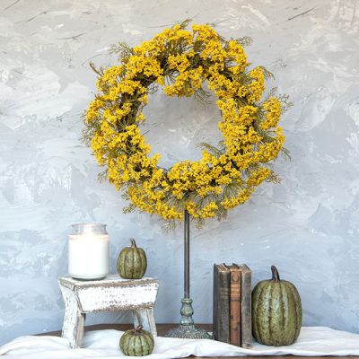 Gold Queen Anne Lace Decorative Wreath