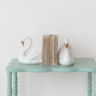 Graceful Swan Bookend Set of 2