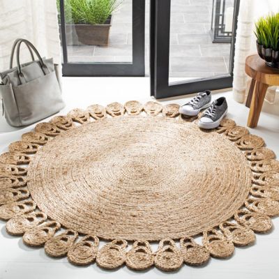 Handwoven Round Jute Accent Rug