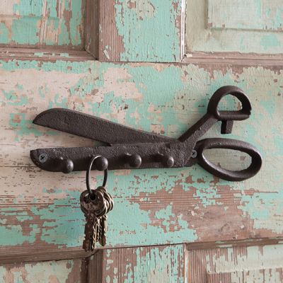 Hanging Cast Iron Shears With Hooks