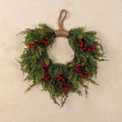 Hanging Cedar And Berry Wreath 20 Inch