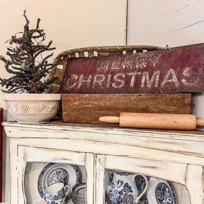 Heavily Distressed Merry Christmas Sign